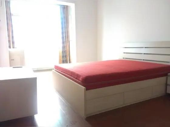 从明天（15日）开始，我国首部专门规范住房租赁活动的行政法规《住房租赁条例》正式