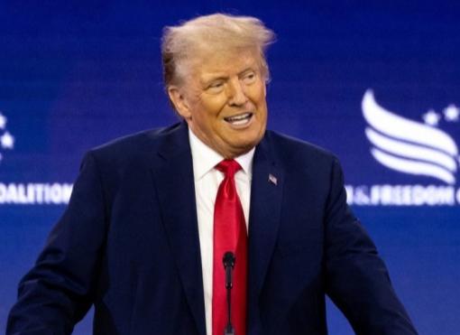 美国不装了！
直接开始明抢了！

中国油轮被扣押这事。
到现在都还觉得无语。
