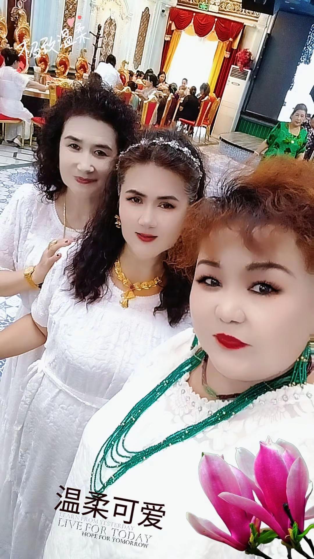 👶👧👩💑💍👰👪👶👦👴👵