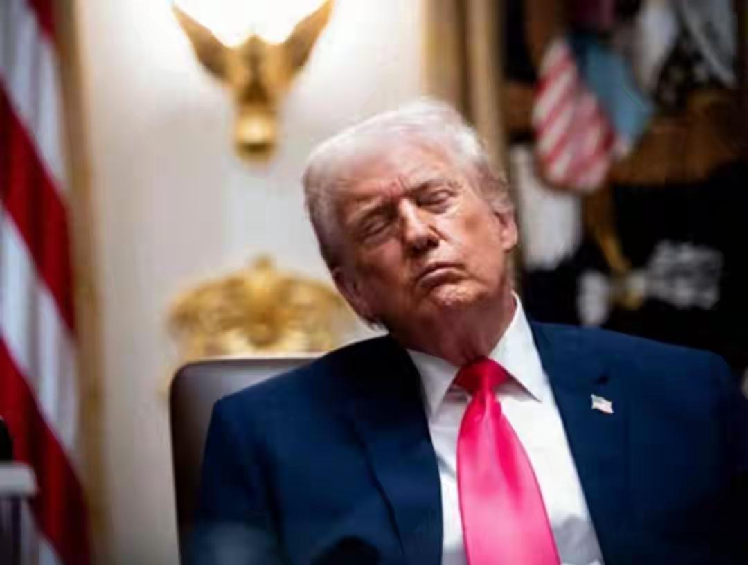 特朗普首度承认，可能当不成总统了，话音未落，又收到三则坏消
权力的黄昏与民意的黎