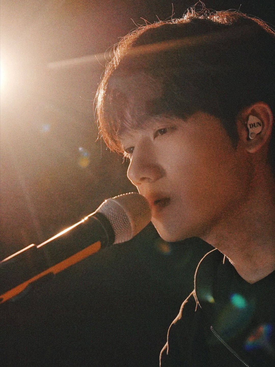 蒋敦豪端水意识刻到骨子里蒋敦豪当大哥当出本能了！家里9个弟弟还总争宠，一到要打电