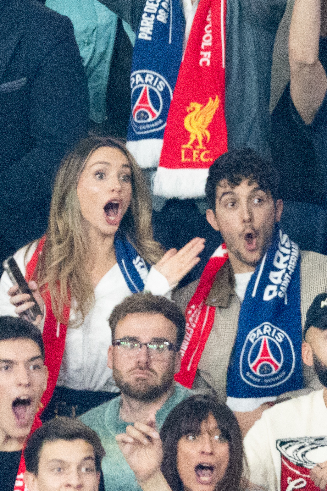 4月9日，Esteban Ocon 和他的女友 Flavy Barla（图1）出