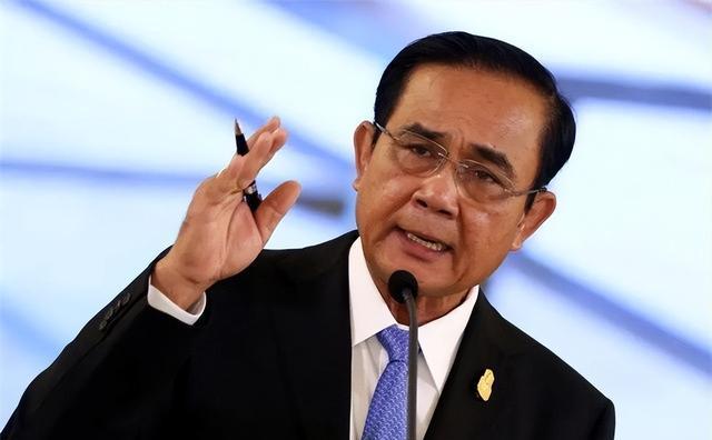 特朗普气得够呛。
泰国前线拼命插旗。
后方却对中国交了底。

这只能说美国的人缘