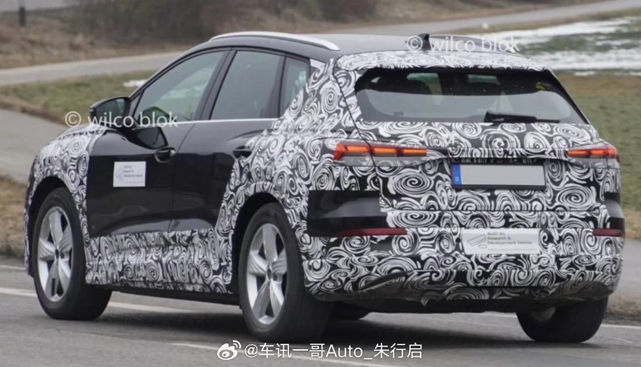 新款奥迪Q4e-tron谍照曝光，新车为中期改款，外观部分相比于现款，整体改动不