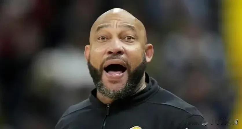 这个就有点太瞧不起哈姆了，毕竟人家也是冠军教头，怎么屈居助理教练一职，怎么着也得