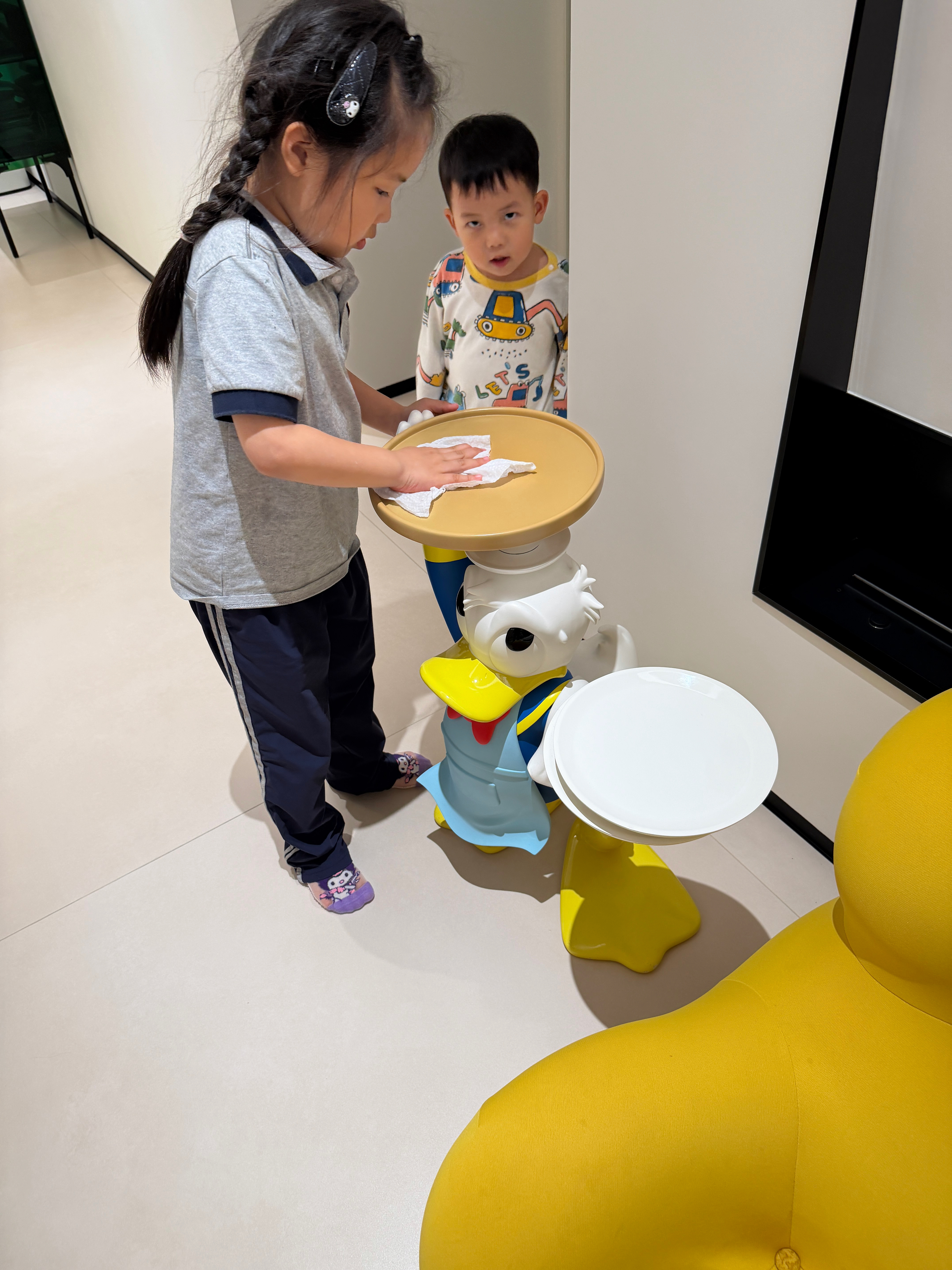 本来今天去福州实地看鱼丸肉燕，想着索性明天等希希放假，带她一起去吃挺好的。她刚回