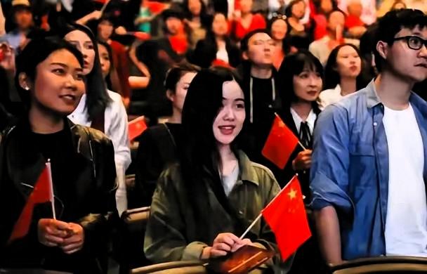 中国人易遭电诈？不是傻，是国内的安全感“惯”出了不设防的温柔！
 
越南人说的没