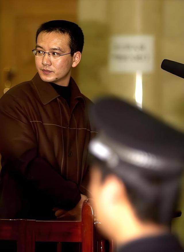 1990年代，兰州黑老大马冰冰在当地有多嚣张？举例说明：当地另一伙恶名昭彰的李氏