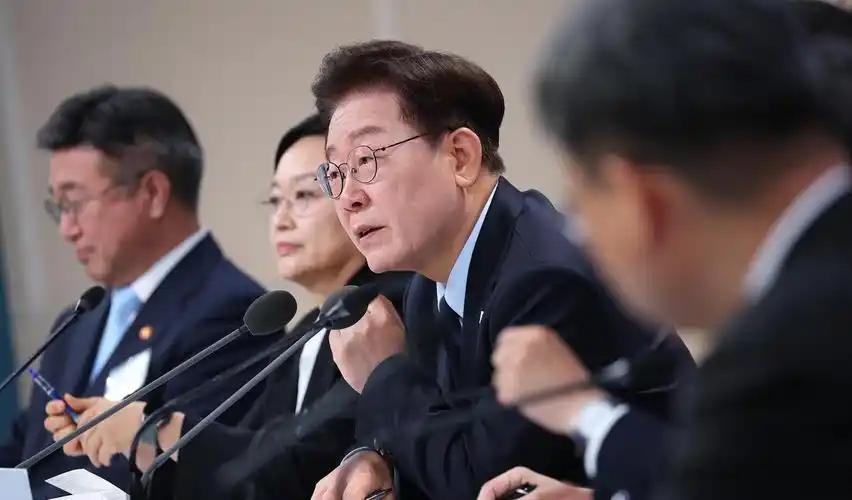 韩国光州的岛博会这下彻底慌了，中国方面直接宣布取消参展。原本主办方预计能有 9 