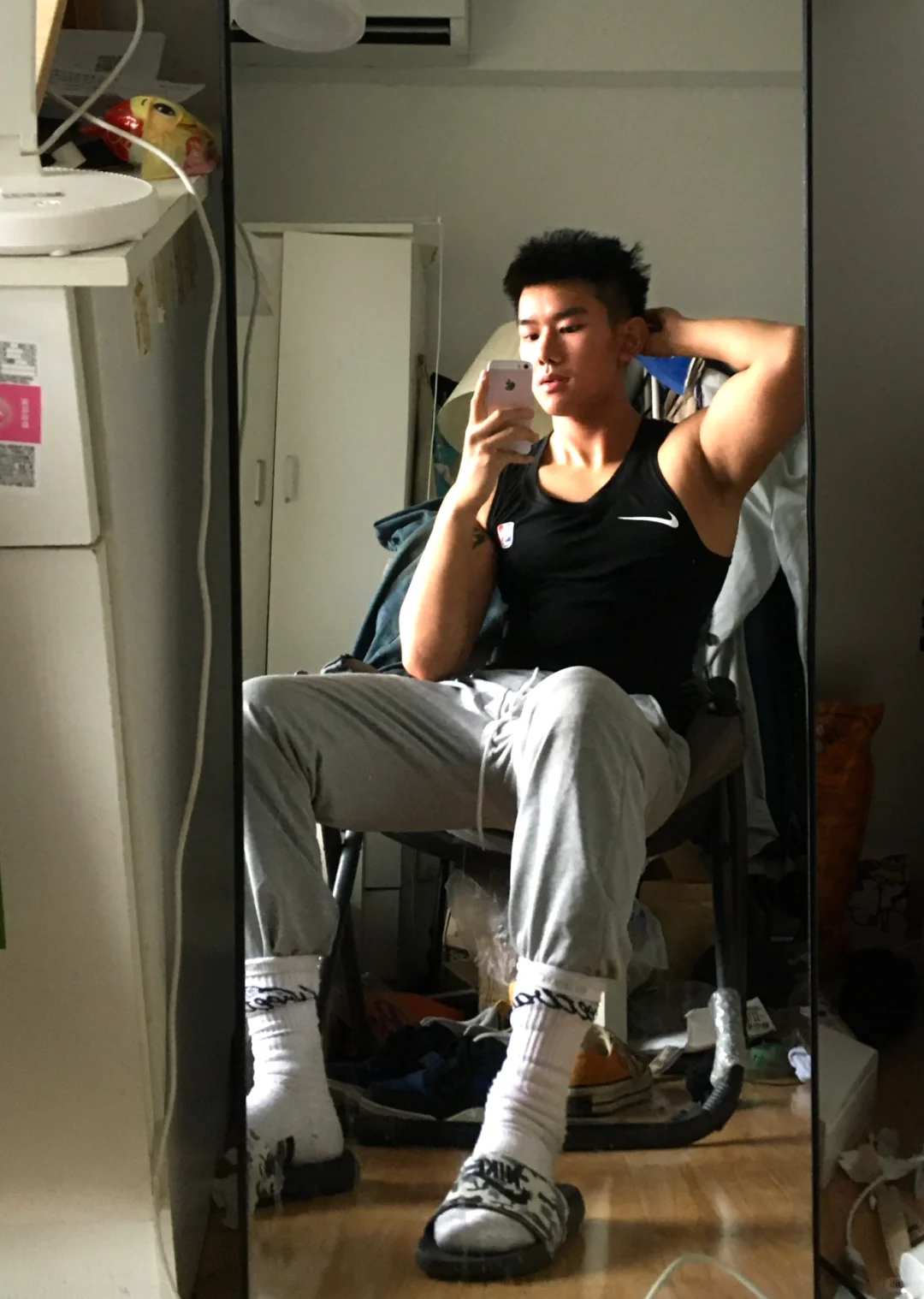 男生这样穿真的很酷