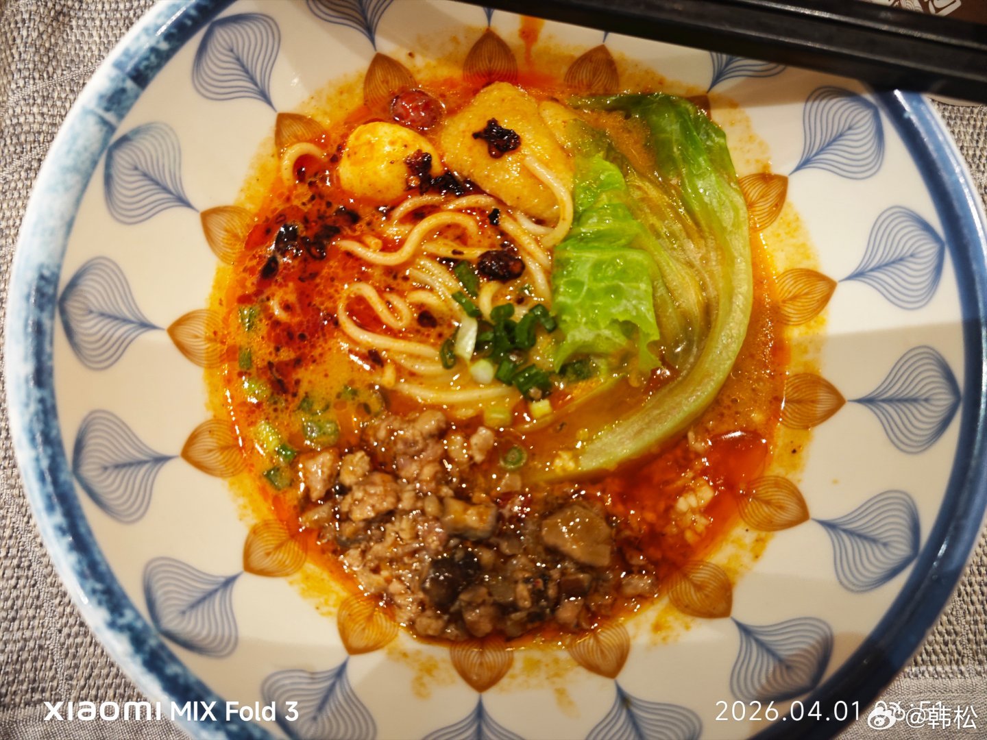 早上没忍住连续吃了两碗沙茶面，汤也喝完了。泉州吃得太好了。 