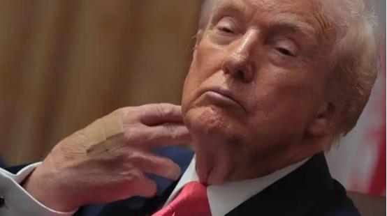 钱多真的有用吗？79 岁的特朗普坐拥 525 亿身家，有印着自己名字的私人波音 