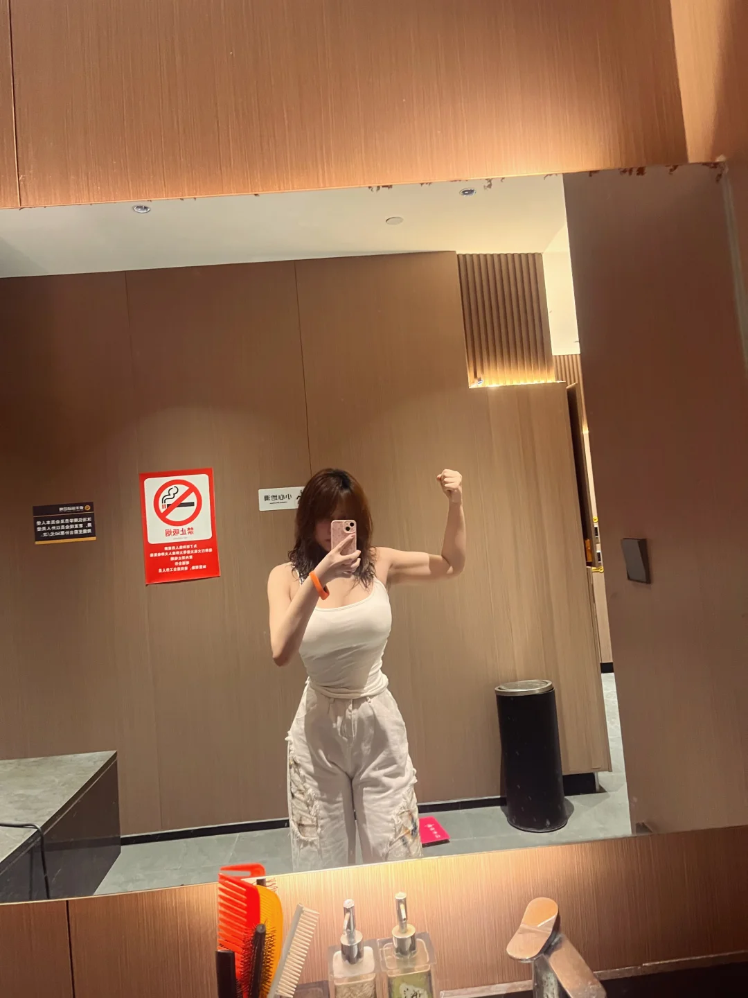 不知道啊，舔两口龙门架就这样了