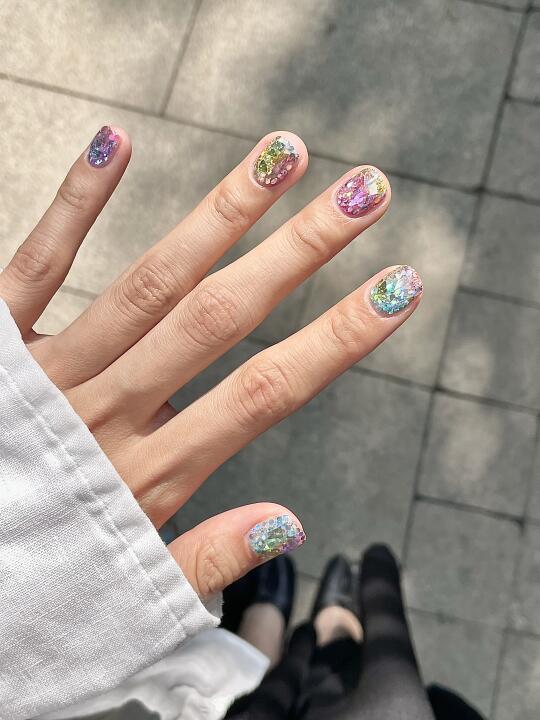 好喜欢我的冰冰透透新美甲🫧