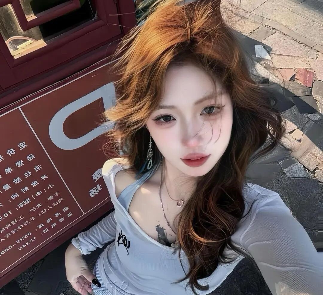 以前不懂事 只会放狠话和冷暴力 现在发现温柔才是一把利器 