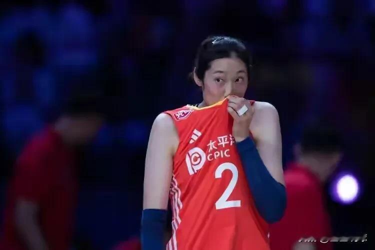 不是滋味！中国女排0:3日本女排，让人十分想念朱婷！
1. 如果朱婷在，不至于打