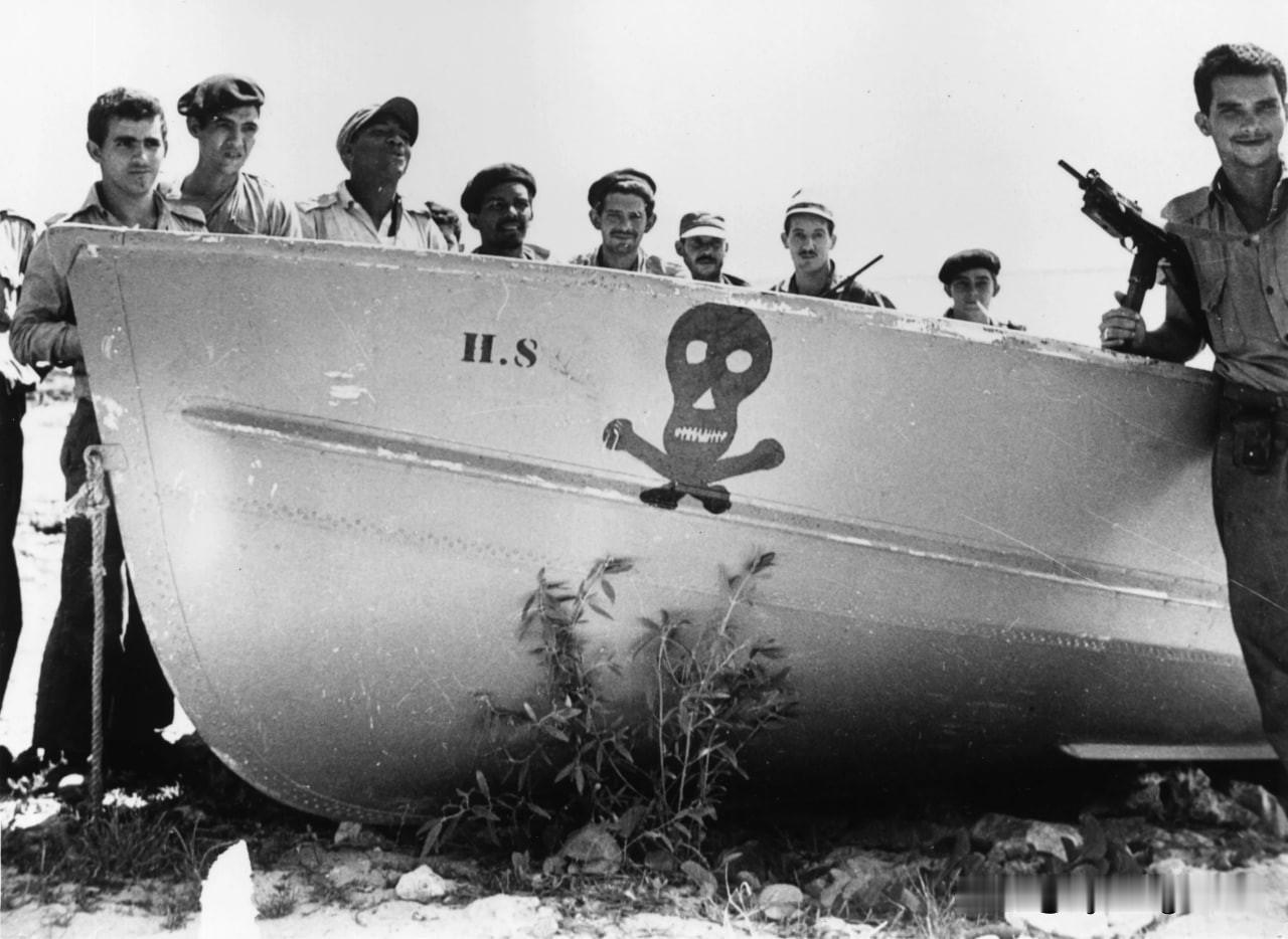 🇨🇺古巴内政部称，一艘悬挂美国国旗的船只进入古巴领海，并向古巴边防人员开火，