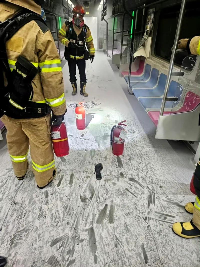 韩国首尔地铁5号线发生纵火案，国内鼓吹取消地铁安检的还叫不叫了？真是石头没砸到自