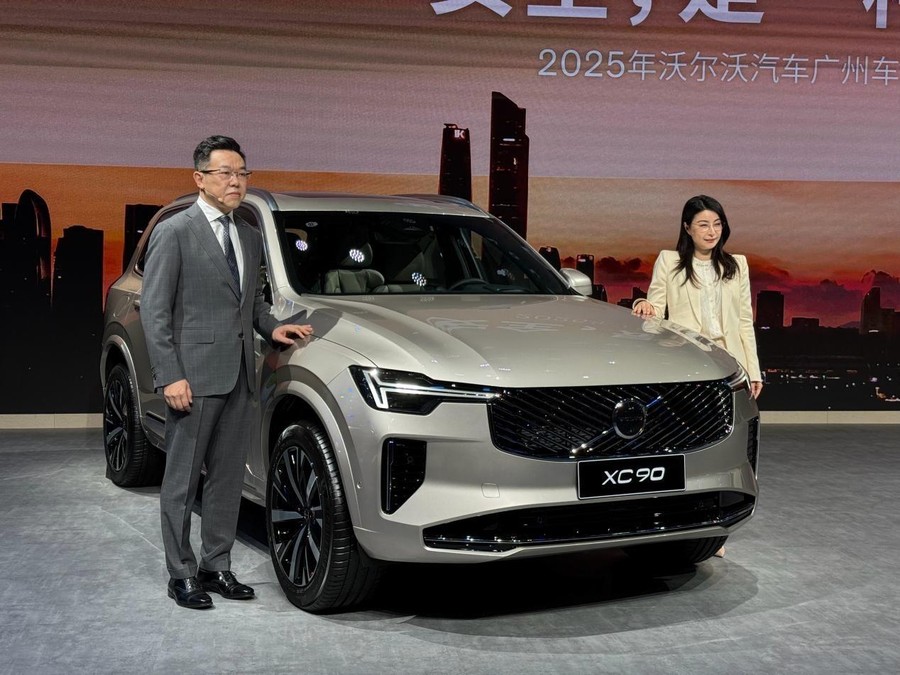广州车展看沃尔沃，将安全刻在基因里的它有多值得围观！
 
11月21日，广州车展