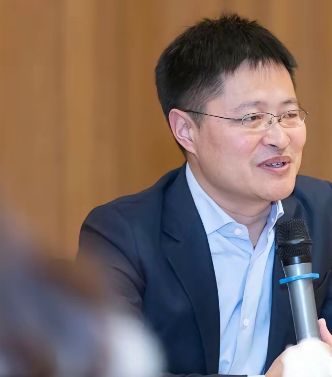 赵海峰酒局事件清华学霸赵海峰，招商局蛇口杭州经理，作为江苏启东的高考状元、清华学