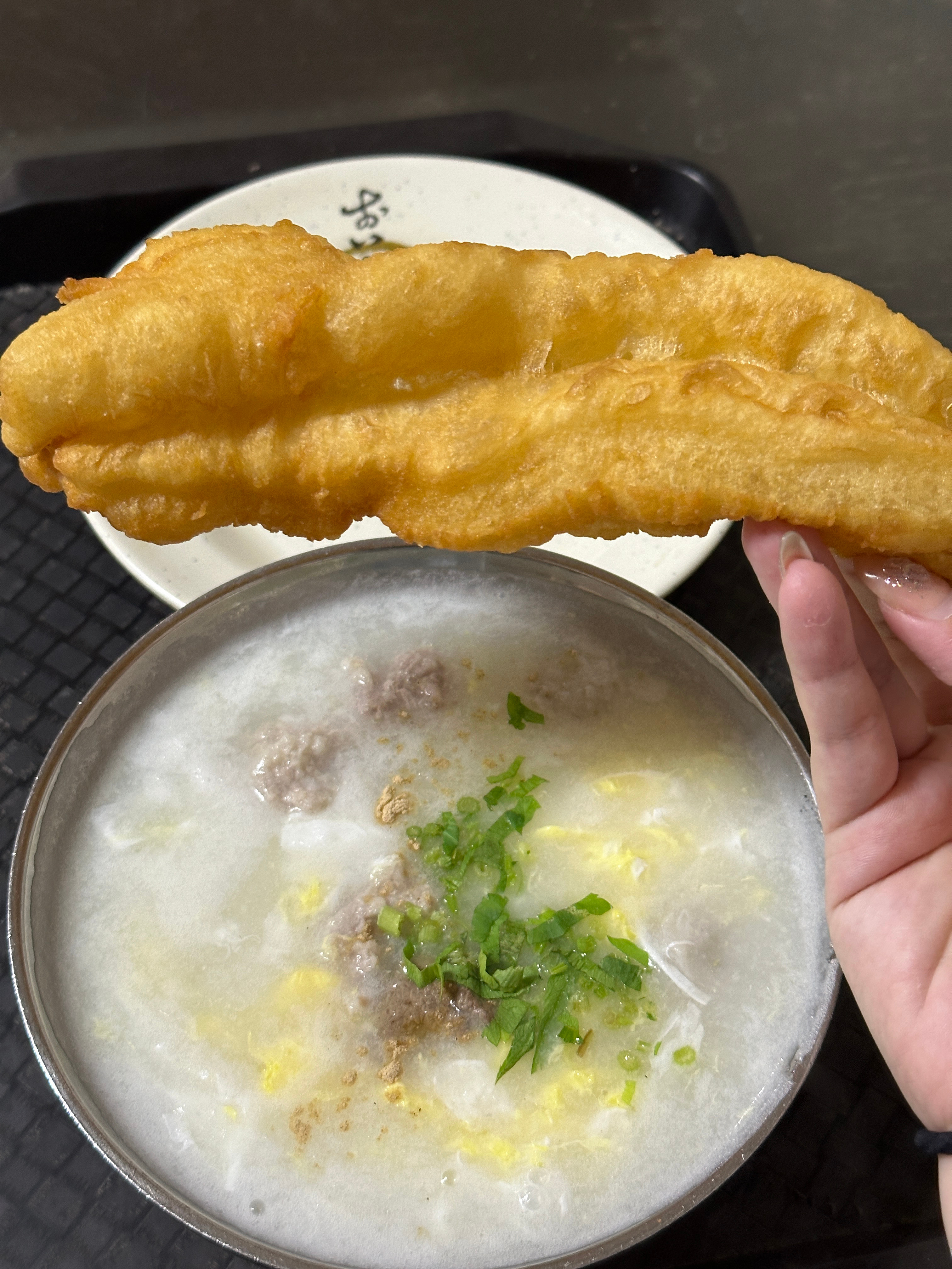 起床吃早餐咯[努力]大吃十家店 ​​​