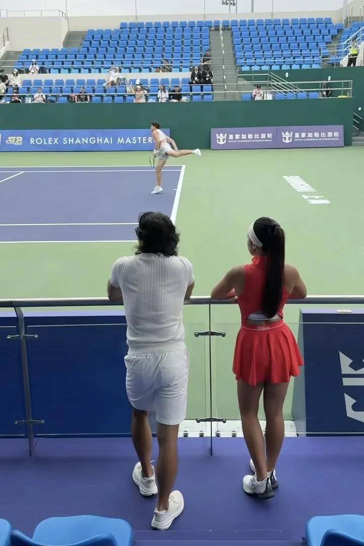 解锁一种很新的看球方式🎾