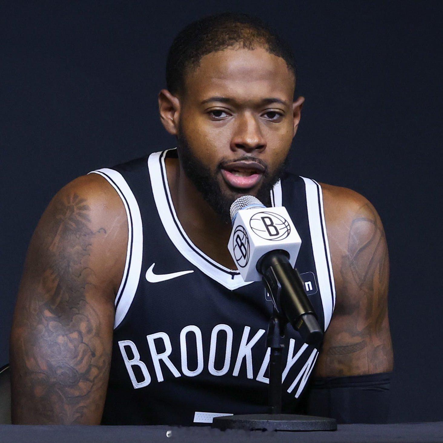 Michael Scotto：篮网裁掉了海伍德-史密斯 