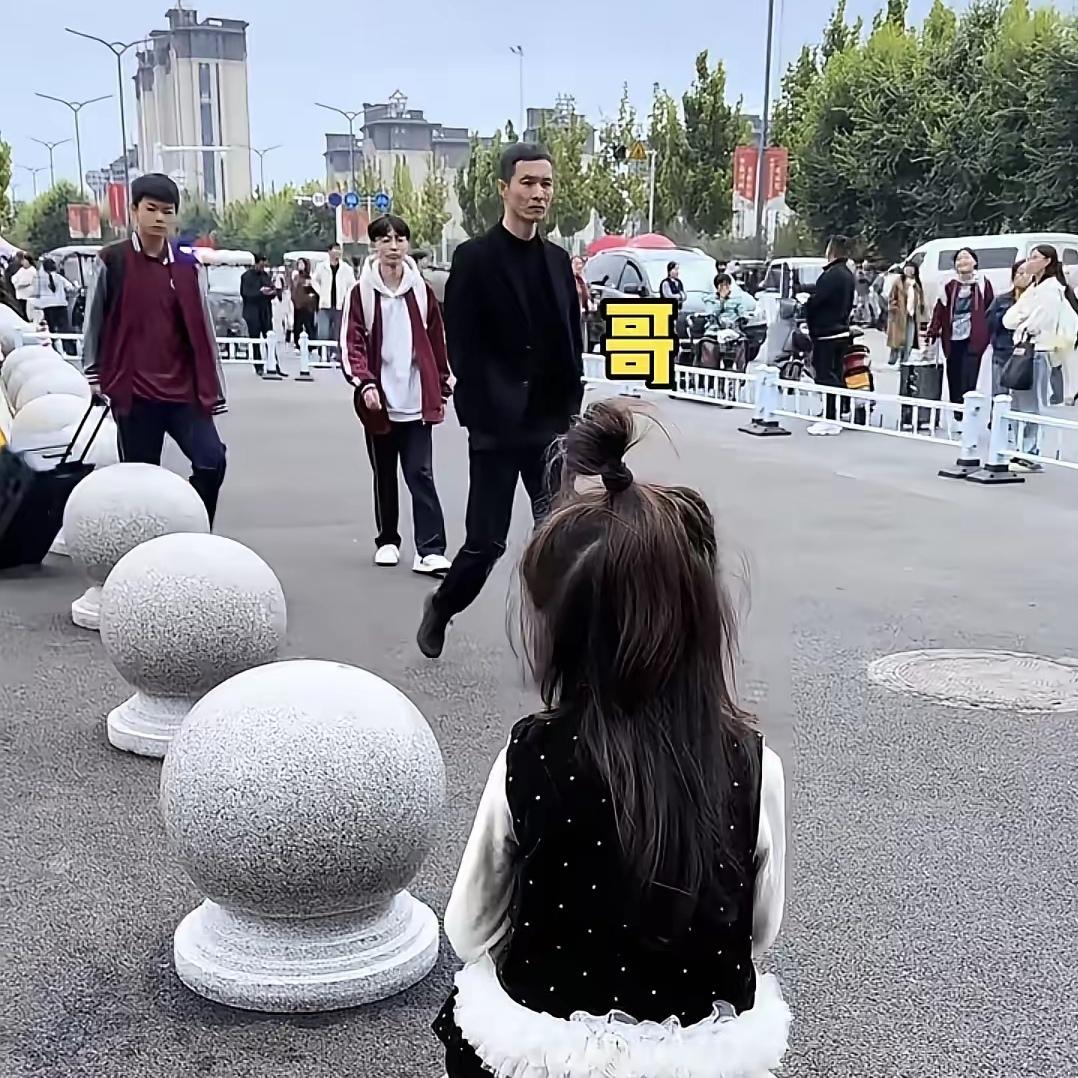 你能想象吗？仅仅一声“哥”，就能开启一段超甜的兄妹日常，这背后到底藏着多少温馨瞬