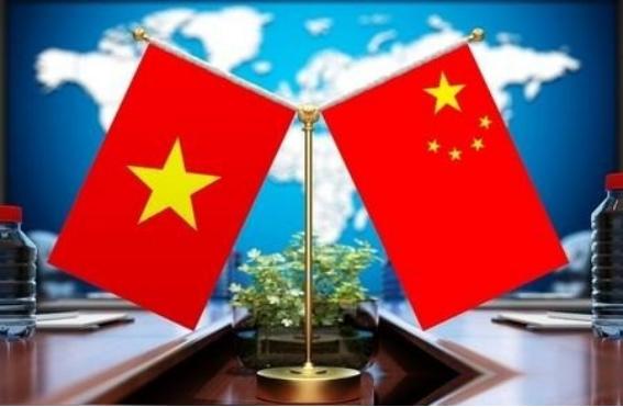 越南用最残忍的现实，狠狠给中国上了一堂永生难忘的国际关系课！
 
越南这些年的外