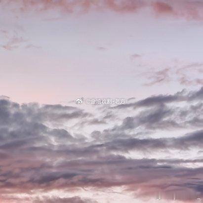 每日一善 身处低谷不自弃我命由我不由天无人扶我青云志我自踏雪至山巅 