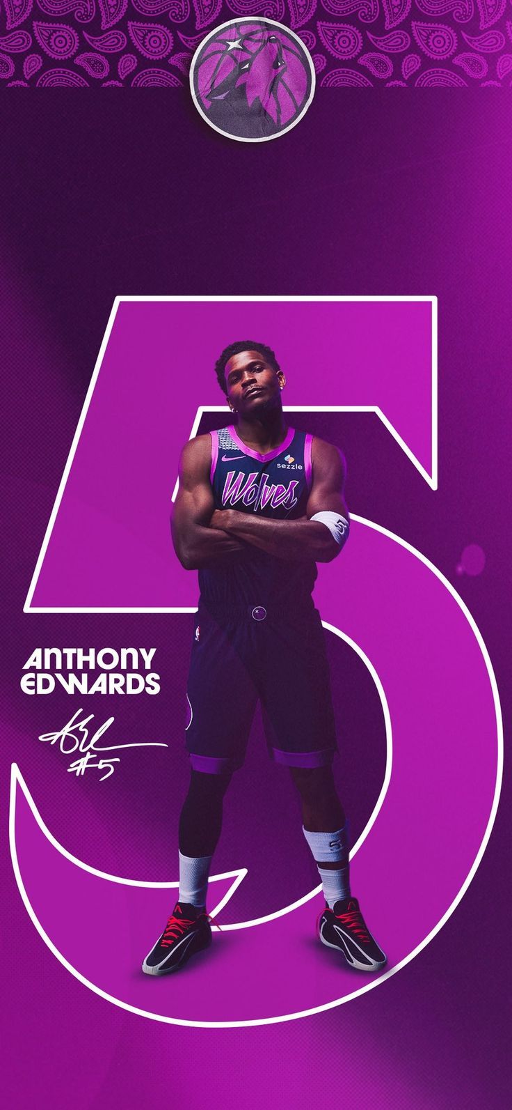 你别说，华子上身这紫色球衣还真好看。 