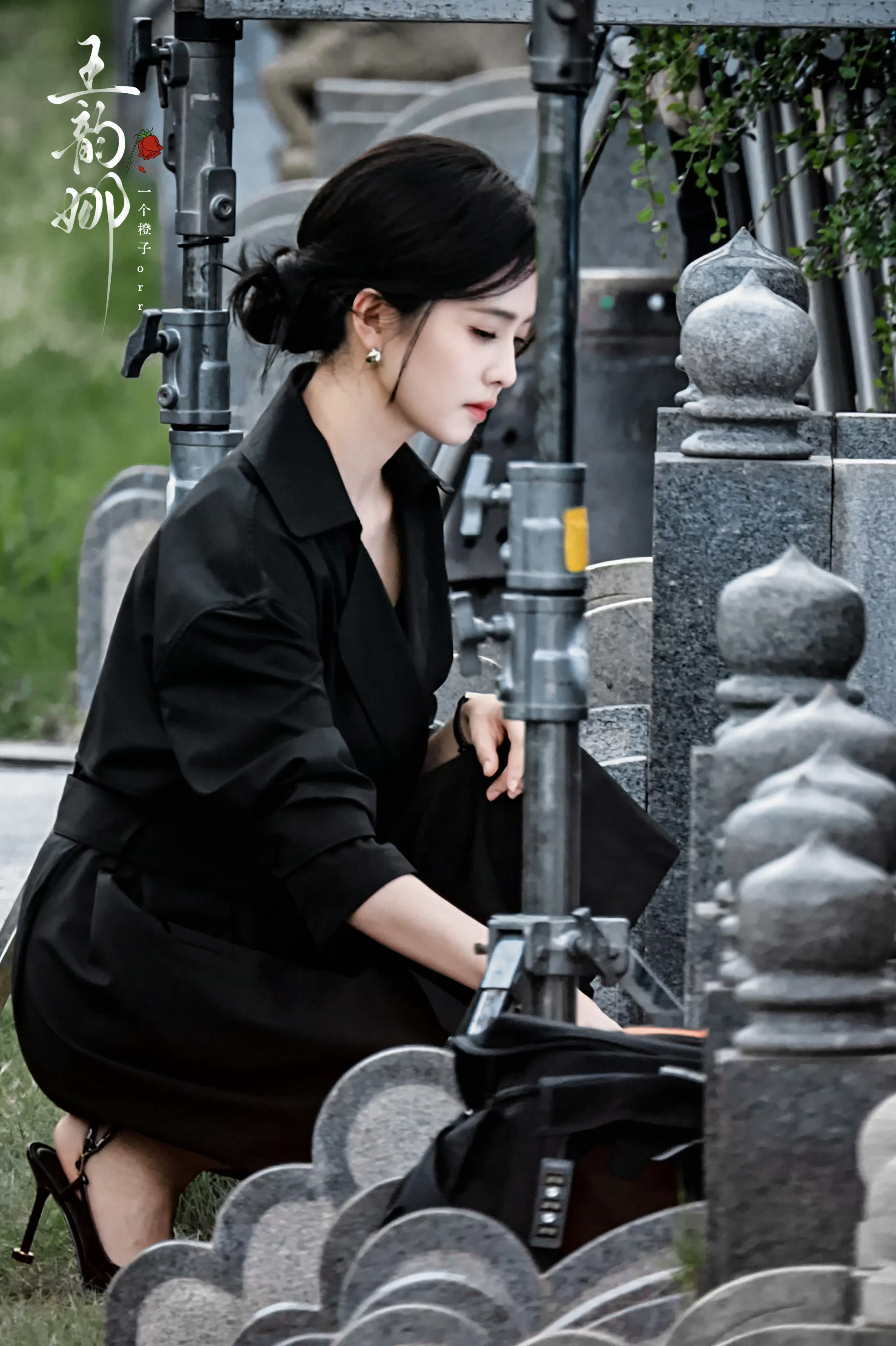是复仇的女儿是被误会的姐姐是捅刀子的爱人❤️来【腾讯视频】预约《开到荼蘼》白鹿 