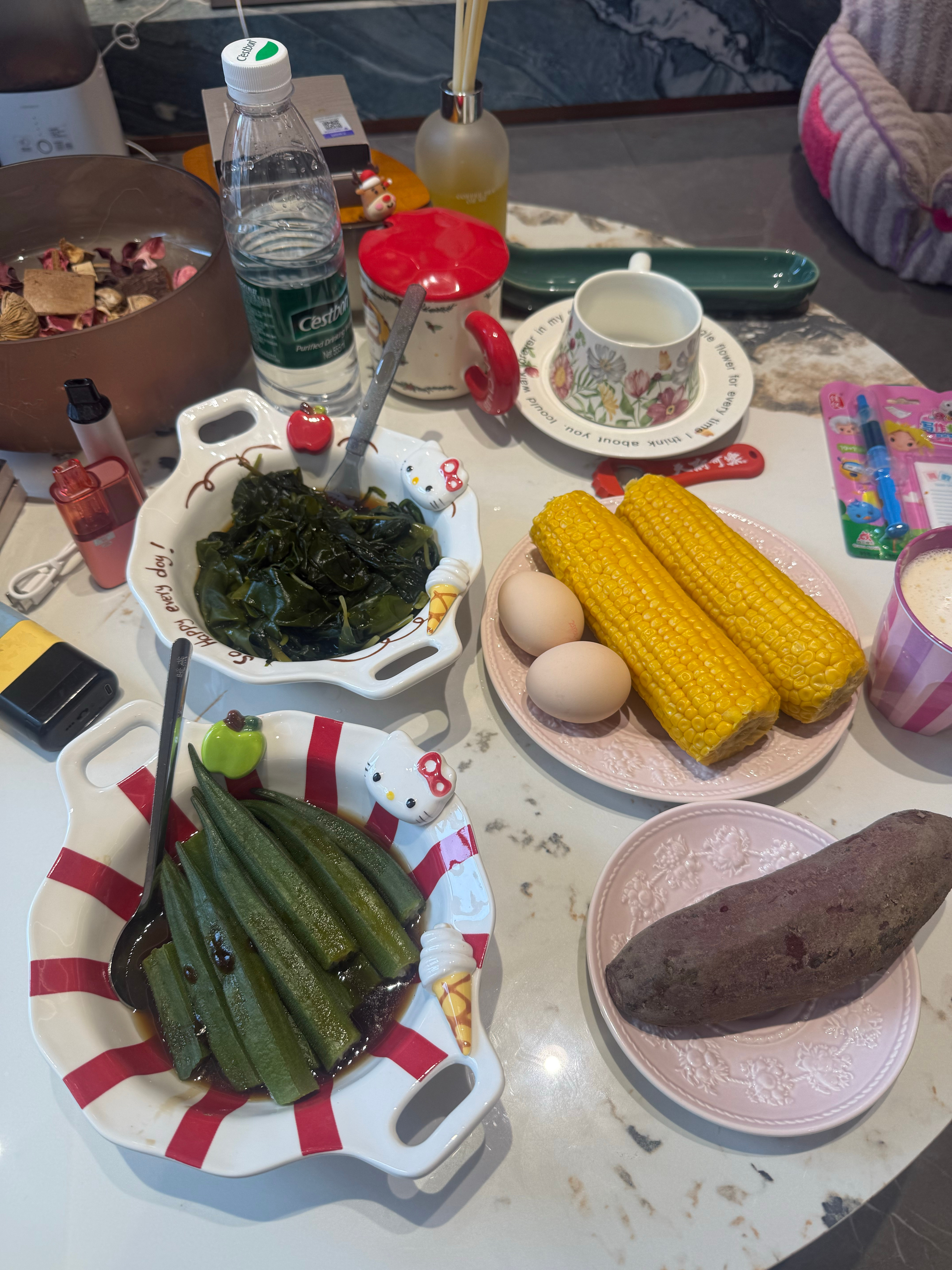 我们减肥人每天就吃这些，如果这还不能瘦？！说明晚上又吃薯片冰激凌和烧烤了谈美减肥