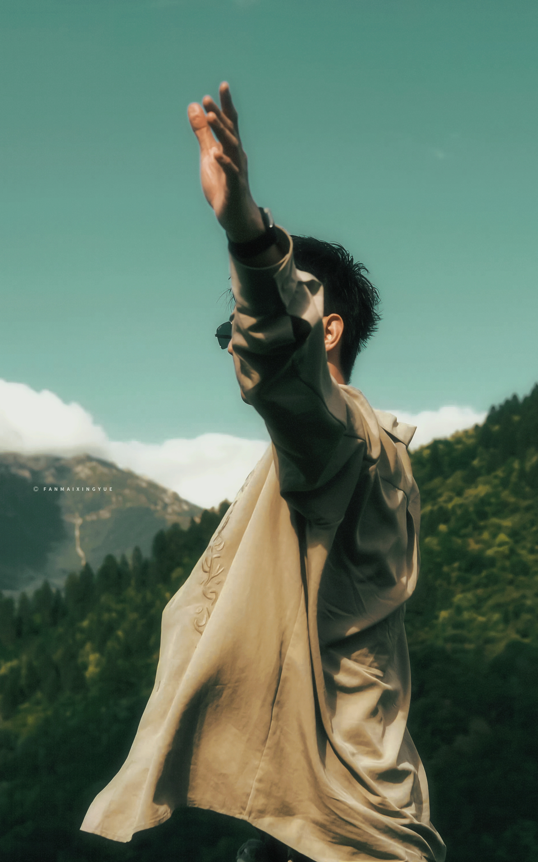 ▪️ 黄景瑜 ｜ 🛖“ 平芜尽处是春山 ” ⛰️黄景瑜 ​​​