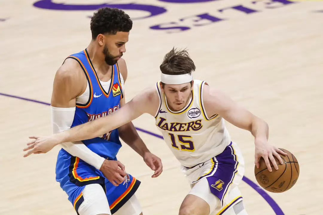 2年级次轮秀打崩里夫斯身价2026年NBA西部半决赛中，雷霆队二年级次轮秀阿杰伊