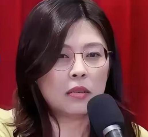 金门县长陈福海公开放话：金门全县上下，从老人到小孩，没一个人反对直通厦门机场的大