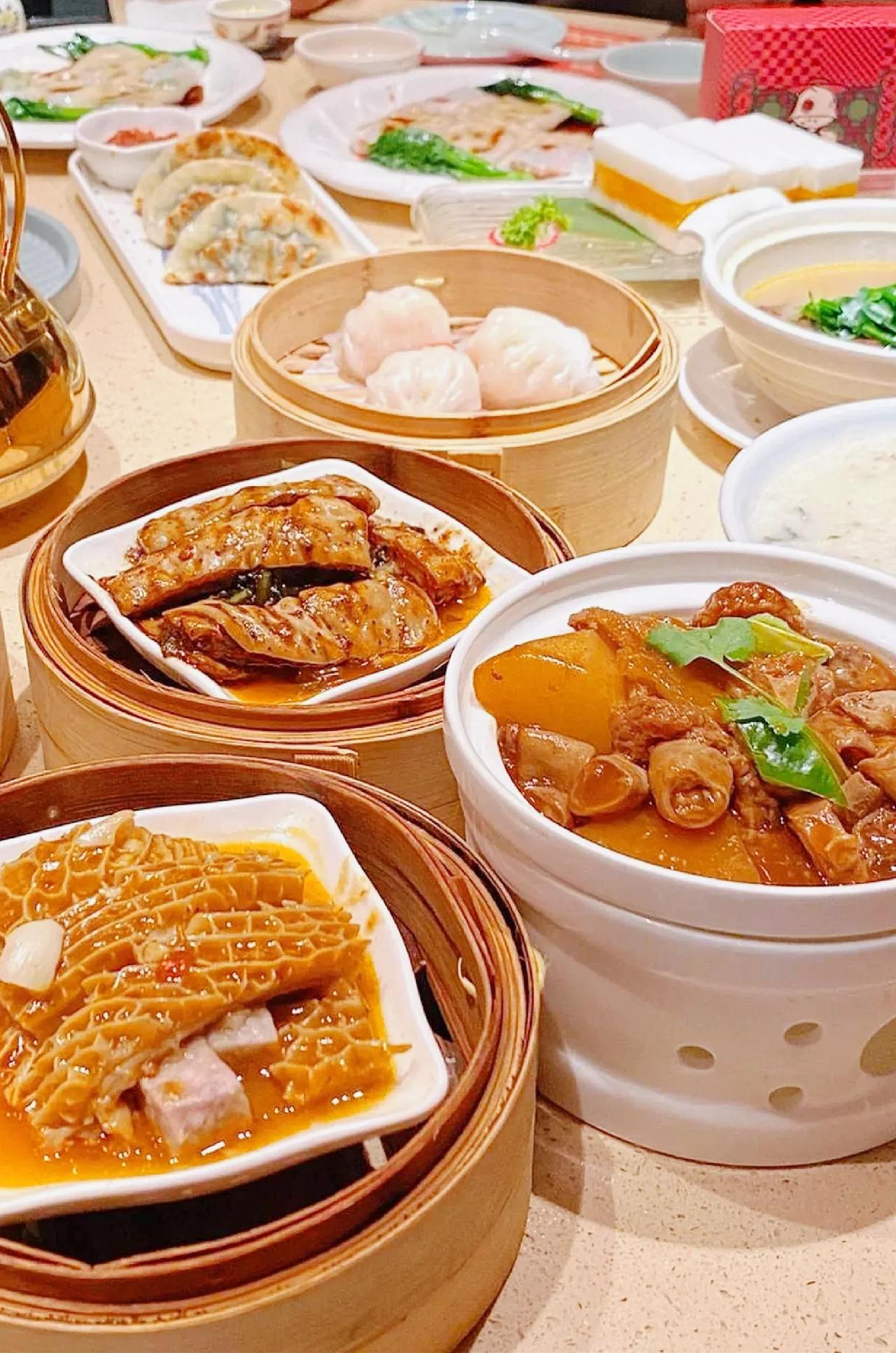 美食丨来广州，怎能不去喝一下广式早茶呢？

“叹早茶”是每个广东人早起必须要做一