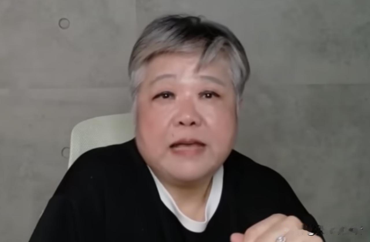 媒体人黄光芹近日在脸书上发文，大谈自己和“馆长”陈之汉的恩怨，最后还撂下一句狠话