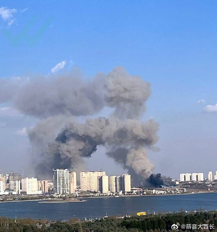 💥强烈的爆炸声正在震动特拉维夫。热点观点海外新鲜事