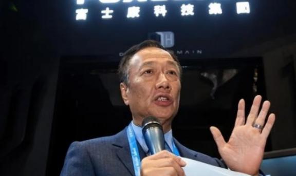 “只要大陆敢打仗，我就敢给他们送物资过去！”郭台铭，也就是富士康的创始人，表示如