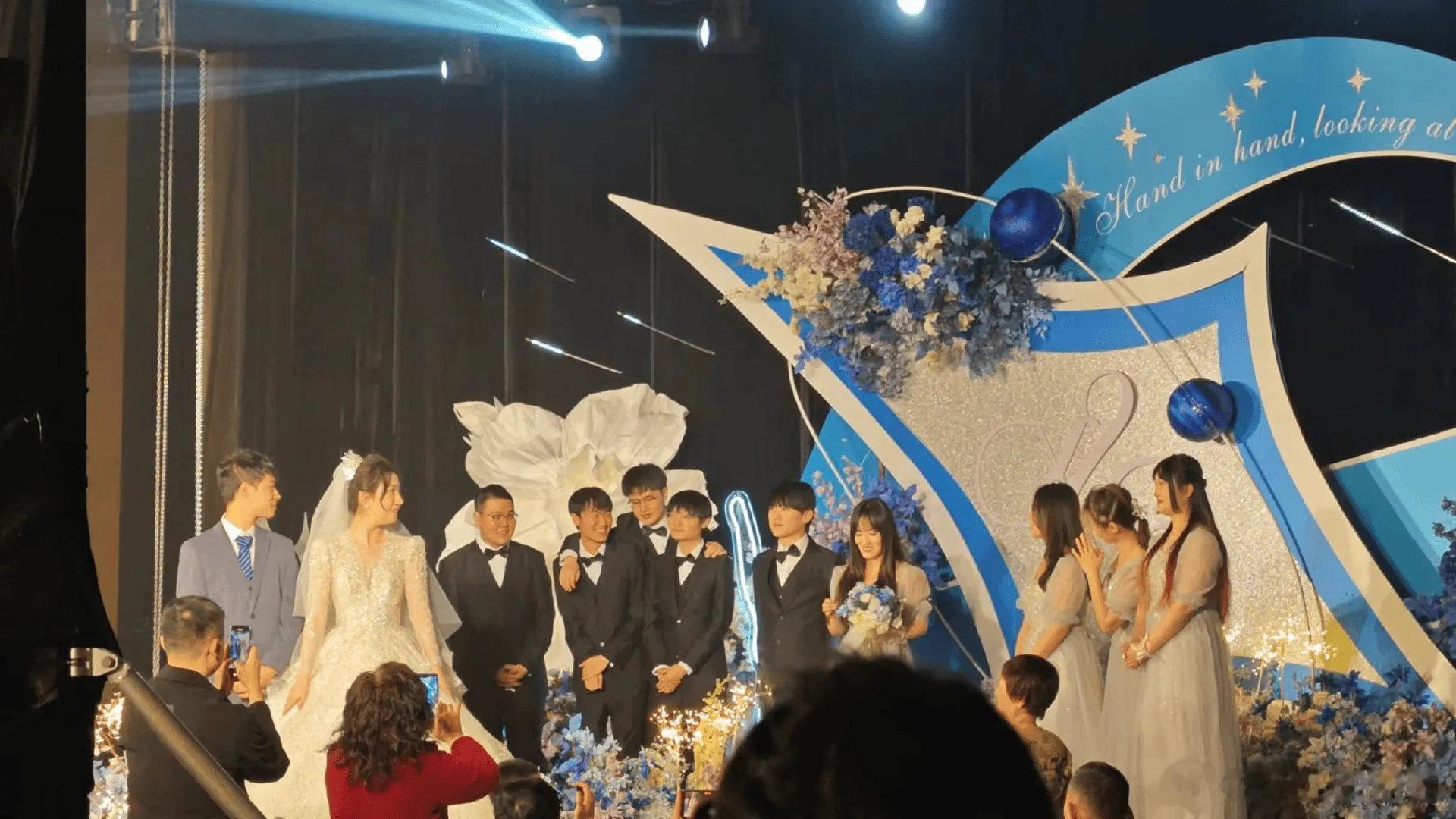 TES经理郭皓婚礼图片：JackeyLove、369、knight、小天、担任伴