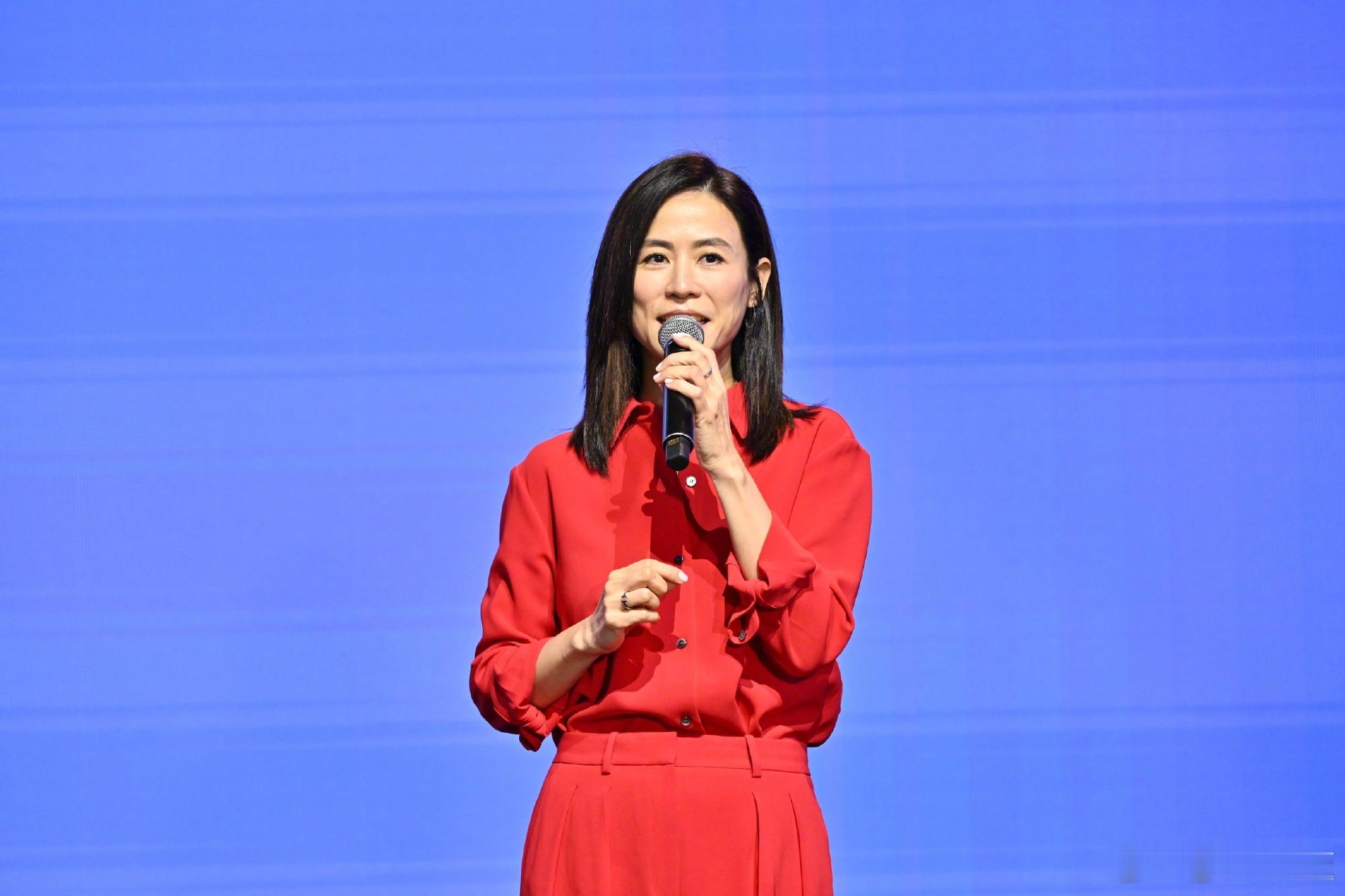 宣萱自曝曾误当第三者宣萱因被骗对男性有戒备心理 据港媒，近日宣萱受访时自曝曾误当