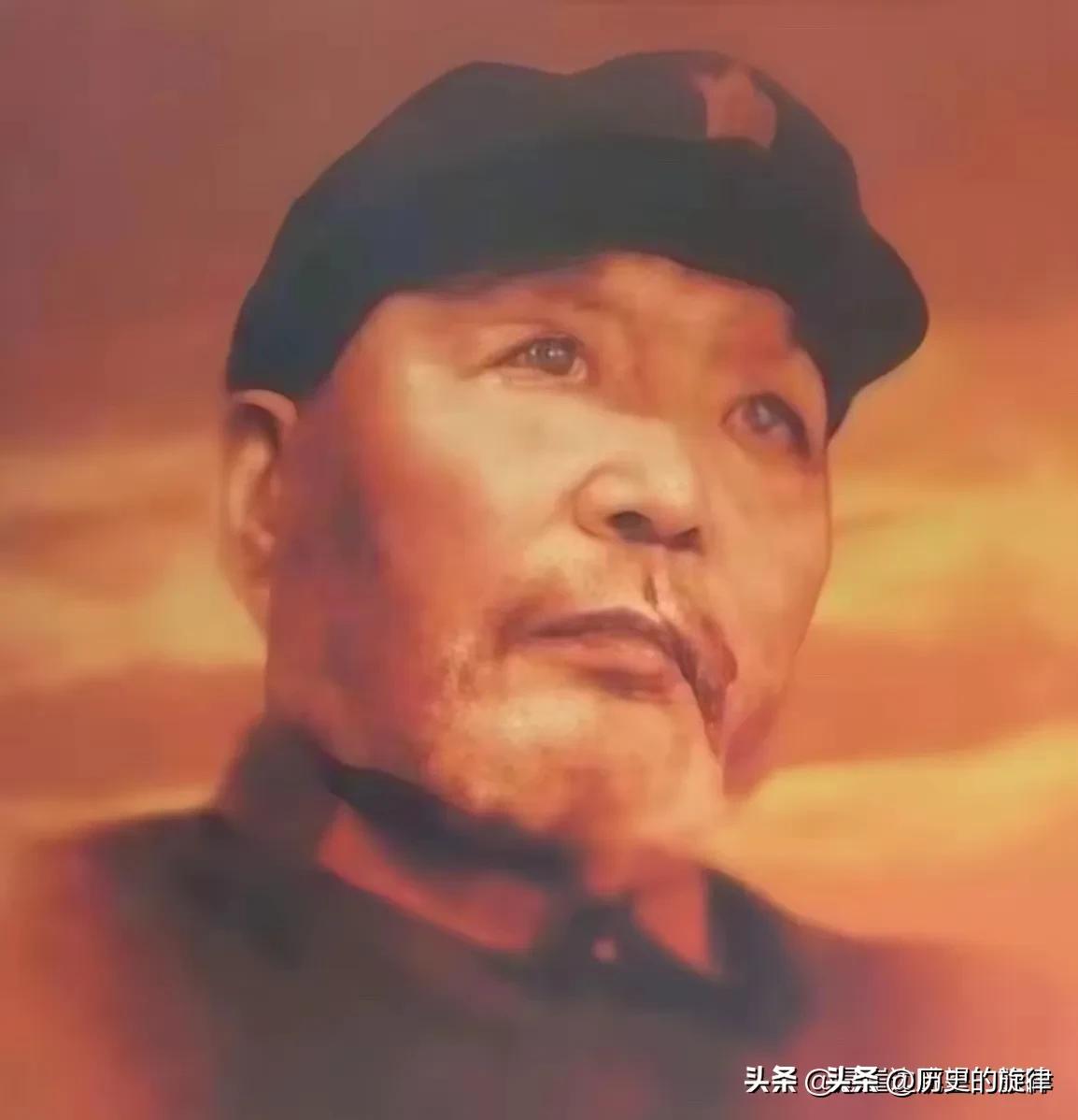 1941年百余名八路军被俘，鬼子逼问团长下落，伙夫一句话，全场战士瞬间沉默
 