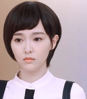 #独身女人首发预告# 这个短发比赵默笙的好一些[哈哈][哈哈] ​​​