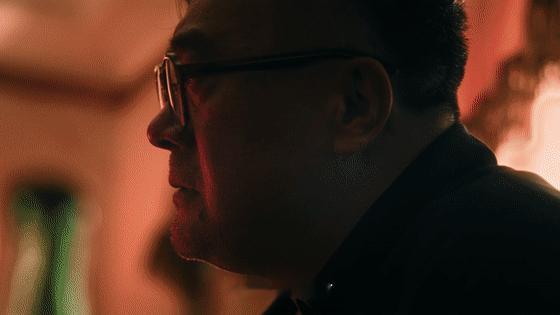 扫毒风暴反派为什么内讧当然是因为权力的博弈，中层想要挑战顶层，直接破坏了规矩，所