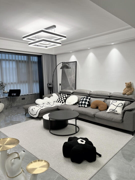 买不起大房子，这才是普通牛马的家🤣