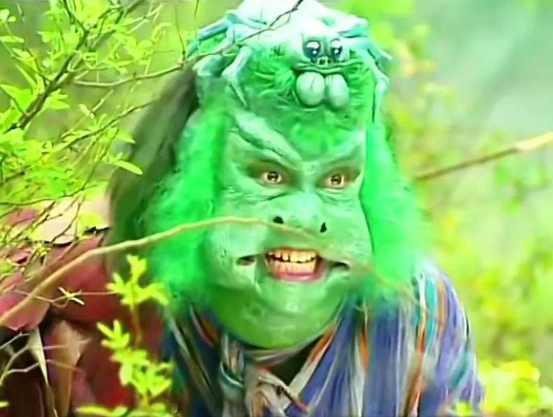 以前画的妆可真逼真呀！这是什么剧里面的人物来，记得小时候可害怕了，现在感觉也挺恐