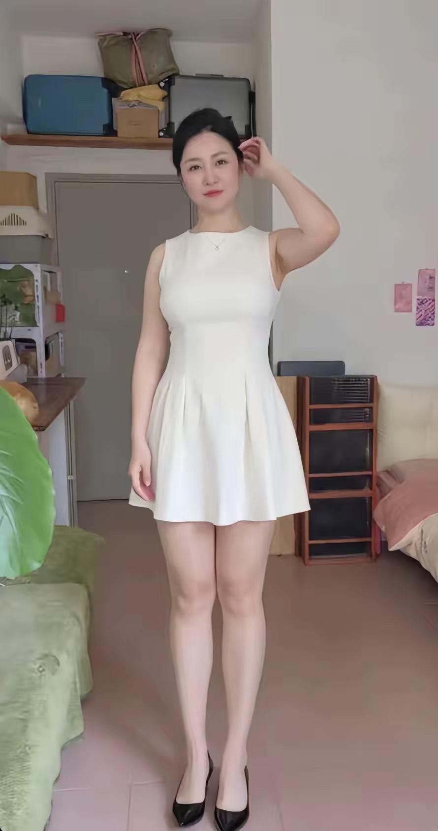 考考你的眼力，你们觉得我像多少岁的？？