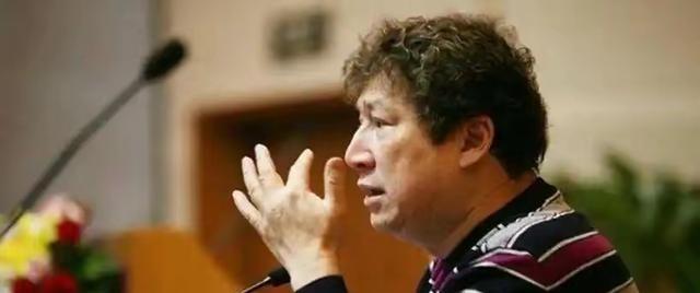 1989 年，40 岁李春平迎娶了 78 岁好莱坞影星。新婚夜，女明星要求李春平