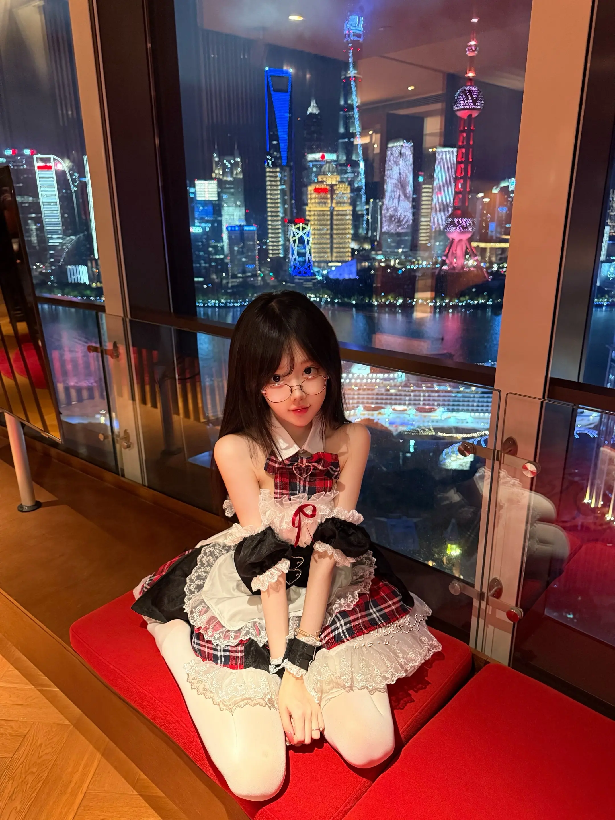 我的世界里只会有两件事 等你和陪你:D